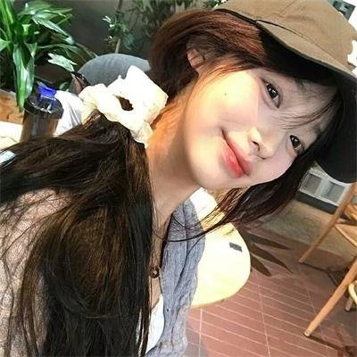 别惹她，她有八个哥哥